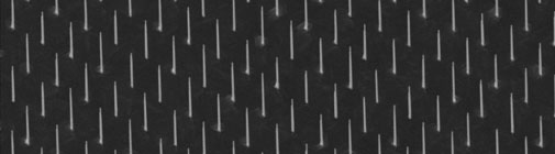 Array of vertical nanowires